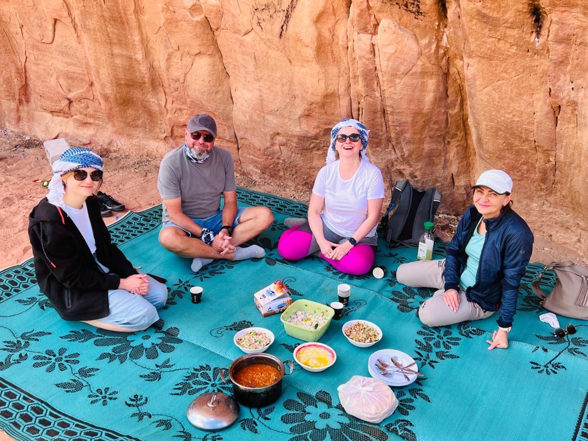 Wadi Rum Local Guide Exteriér fotografie
